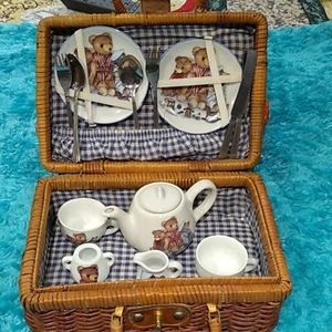 Bear Henry and friends  Vintage tea set